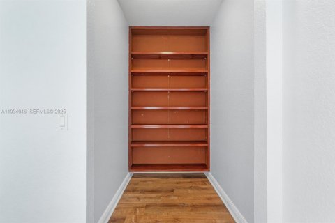 Купить таунхаус в Юпитер, Флорида 3 спальни, 181.44м2, № 1992540 - фото 19