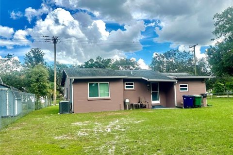 Casa en venta en Tampa, Florida, 2 dormitorios, 80.17 m2 № 1912673 - foto 12