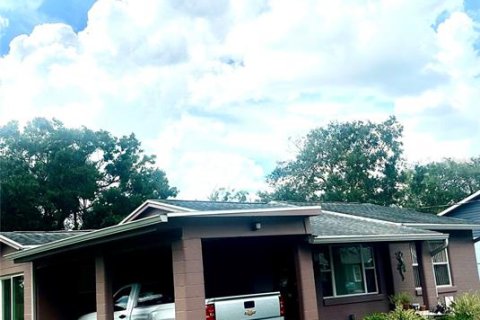 Casa en venta en Tampa, Florida, 2 dormitorios, 80.17 m2 № 1912673 - foto 11