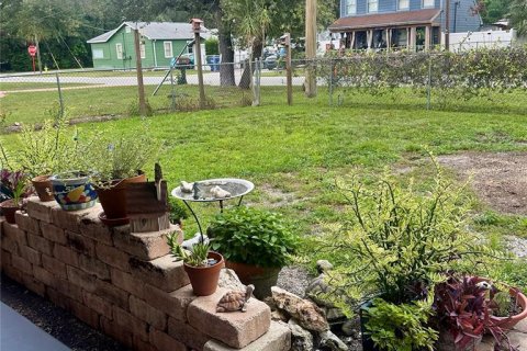 Casa en venta en Tampa, Florida, 2 dormitorios, 80.17 m2 № 1912673 - foto 6