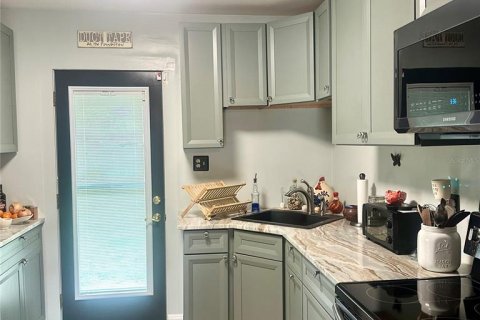 Casa en venta en Tampa, Florida, 2 dormitorios, 80.17 m2 № 1912673 - foto 23