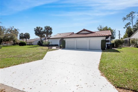 Casa en venta en Orlando, Florida, 4 dormitorios, 232.53 m2 № 1612922 - foto 7