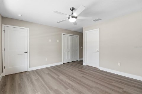 Townhouse in Ocala, Florida 3 bedrooms, 176.51 sq.m. № 2198948 - photo 16