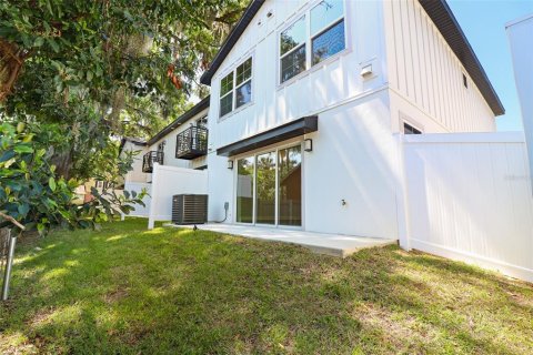 Townhouse in Ocala, Florida 3 bedrooms, 176.51 sq.m. № 2198948 - photo 23