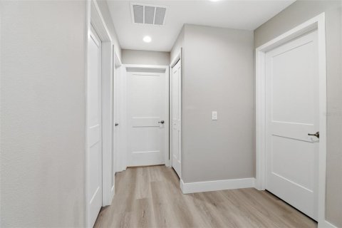 Townhouse in Ocala, Florida 3 bedrooms, 176.51 sq.m. № 2198948 - photo 14