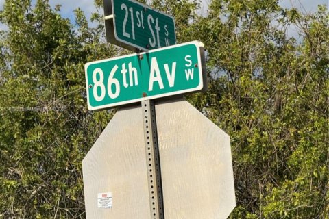 Купить коммерческую недвижимость в Виро-Бич, Флорида № 1958433 - фото 29