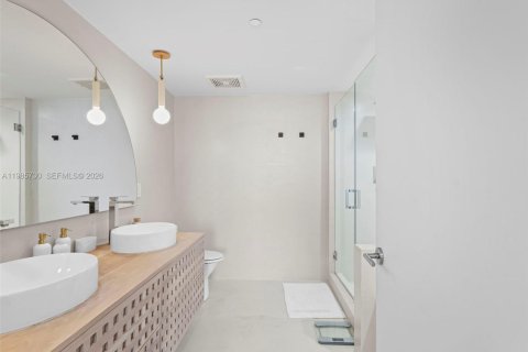 Copropriété à louer à Miami, Floride: 2 chambres, 126.07 m2 № 2048768 - photo 27