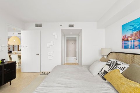 Copropriété à louer à Miami, Floride: 2 chambres, 126.07 m2 № 2048768 - photo 23