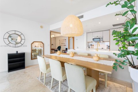 Copropriété à louer à Miami, Floride: 2 chambres, 126.07 m2 № 2048768 - photo 16