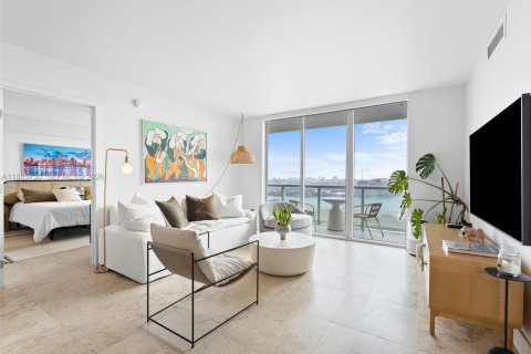 Copropriété à louer à Miami, Floride: 2 chambres, 126.07 m2 № 2048768 - photo 9