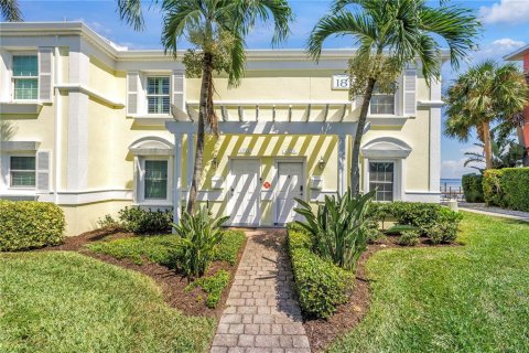 Touwnhouse à vendre à Saint Petersburg, Floride: 1 chambre, 86.68 m2 № 1906984 - photo 3