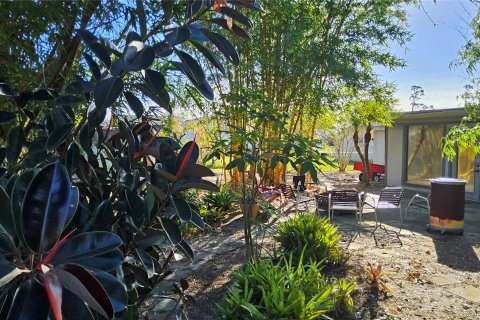 House in Port Charlotte, Florida 2 bedrooms, 121.14 sq.m. № 1886993 - photo 23