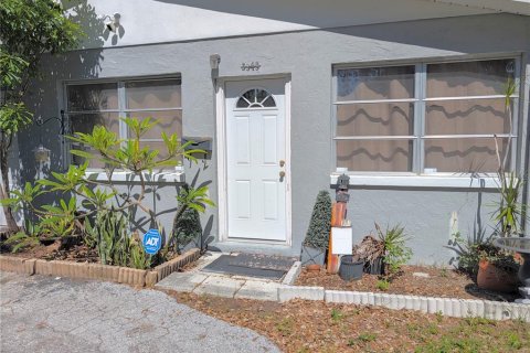 Villa ou maison à vendre à Saint Petersburg, Floride: 2 chambres, 89.19 m2 № 2419240 - photo 2