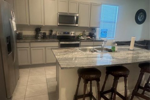 Adosado en venta en Wesley Chapel, Florida, 3 dormitorios, 163.32 m2 № 2104925 - foto 3