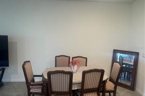Adosado en venta en Wesley Chapel, Florida, 3 dormitorios, 163.32 m2 № 2104925 - foto 4
