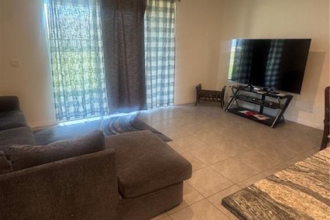 Adosado en venta en Wesley Chapel, Florida, 3 dormitorios, 163.32 m2 № 2104925 - foto 5