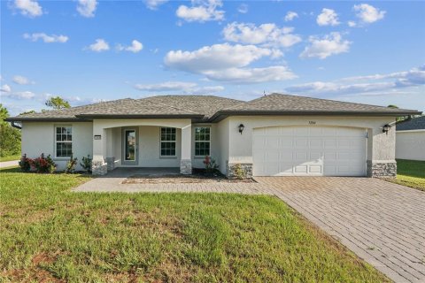 Casa en venta en Port Charlotte, Florida, 4 dormitorios, 170.94 m2 № 1917983 - foto 1