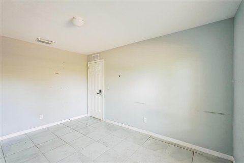 Casa en venta en Port Charlotte, Florida, 4 dormitorios, 170.94 m2 № 1917983 - foto 30