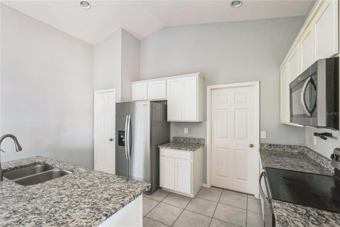 Casa en venta en Port Charlotte, Florida, 4 dormitorios, 170.94 m2 № 1917983 - foto 16