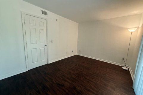 Apartamento en alquiler en Gainesville, Florida, 1 dormitorio, 56.02 m2 № 1853330 - foto 9