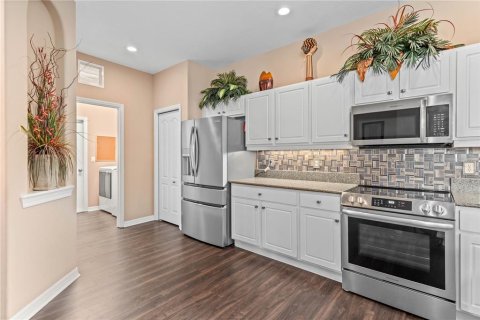 Villa ou maison à vendre à North Port, Floride: 2 chambres, 153.94 m2 № 2285423 - photo 21