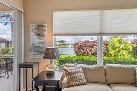 Villa ou maison à vendre à North Port, Floride: 2 chambres, 153.94 m2 № 2285423 - photo 15