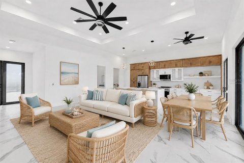 House in Port Charlotte, Florida 3 bedrooms, 200.85 sq.m. № 2116636 - photo 5