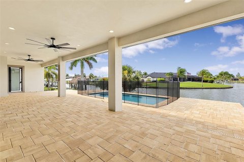 House in Port Charlotte, Florida 3 bedrooms, 200.85 sq.m. № 2116636 - photo 17
