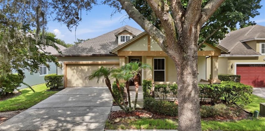 House in Windermere, Florida 3 bedrooms, 180.97 sq.m. № 2225463