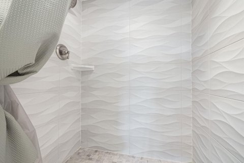 Купить кондоминиум в Норт-Палм-Бич, Флорида 5 комнат, 106.19м2, № 2084081 - фото 10