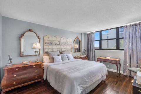 Купить кондоминиум в Норт-Палм-Бич, Флорида 5 комнат, 106.19м2, № 2084081 - фото 12