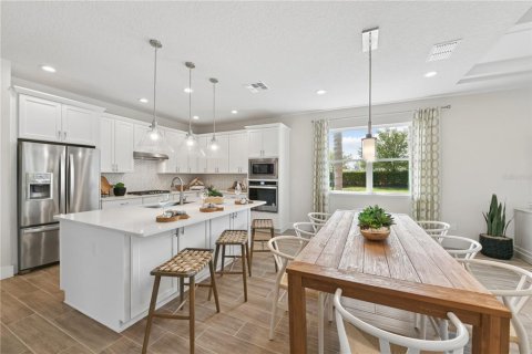 Villa ou maison à vendre à Apopka, Floride: 4 chambres, 215.25 m2 № 2197961 - photo 3