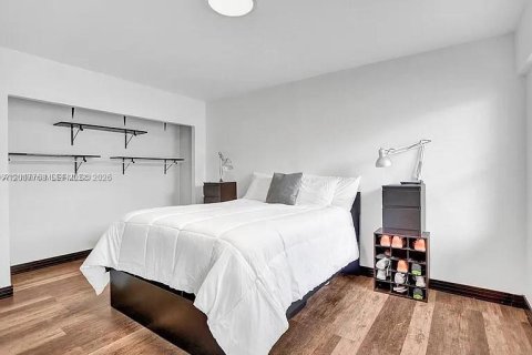 Copropriété à louer à Miami Beach, Floride: 1 chambre, 65.03 m2 № 2073888 - photo 6