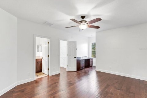 Casa en venta en Tampa, Florida, 5 dormitorios, 310.57 m2 № 1828007 - foto 28