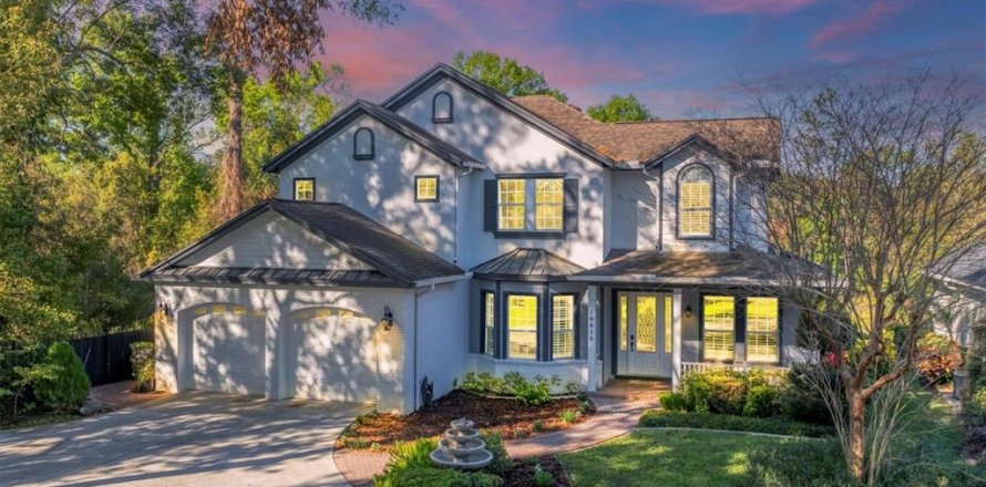 Casa en Tampa, Florida 5 dormitorios, 310.57 m2 № 1828007