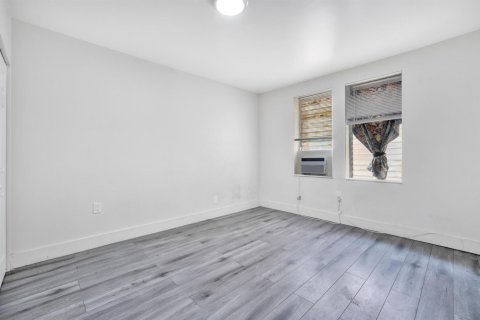 Appartement à louer à Miami, Floride: 1 chambre, 46.45 m2 № 2190631 - photo 2