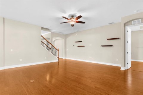 Casa en venta en Spring Hill, Florida, 4 dormitorios, 349.03 m2 № 1902993 - foto 12