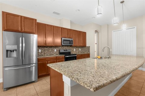 Casa en venta en Spring Hill, Florida, 4 dormitorios, 349.03 m2 № 1902993 - foto 20
