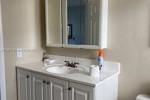 Condo in Lauderdale Lakes, Florida, 1 bedroom  № 1871411 - photo 20