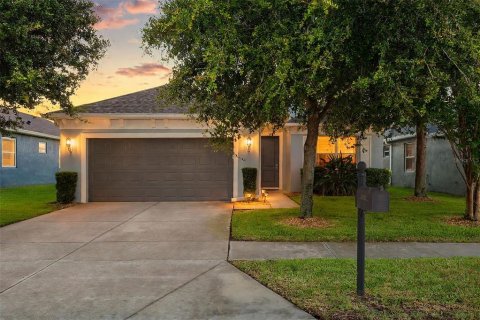 House in Hudson, Florida 3 bedrooms, 184.41 sq.m. № 2329717