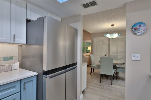 House in New Smyrna Beach, Florida 2 bedrooms, 100.98 sq.m. № 1841539 - photo 16