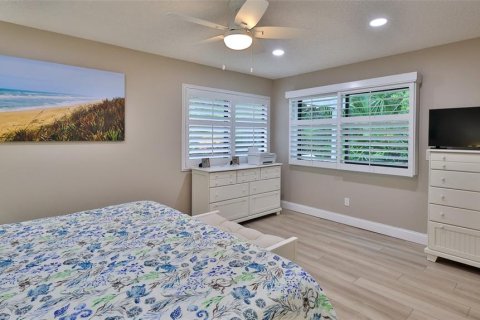 House in New Smyrna Beach, Florida 2 bedrooms, 100.98 sq.m. № 1841539 - photo 27