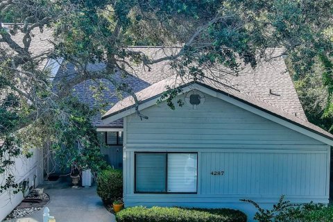 House in New Smyrna Beach, Florida 2 bedrooms, 100.98 sq.m. № 1841539 - photo 30