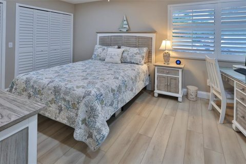 House in New Smyrna Beach, Florida 2 bedrooms, 100.98 sq.m. № 1841539 - photo 11