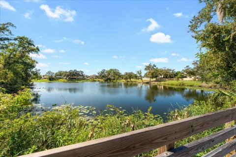 Townhouse in Tampa, Florida 2 bedrooms, 89.19 sq.m. № 2430400 - photo 8