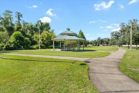 Townhouse in Tampa, Florida 2 bedrooms, 89.19 sq.m. № 2430400 - photo 5