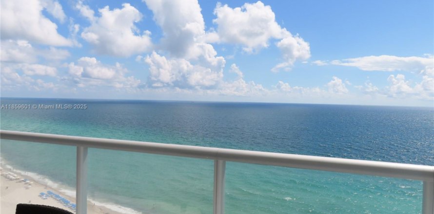 Condo in Sunny Isles Beach, Florida, 1 bedroom  № 1888221