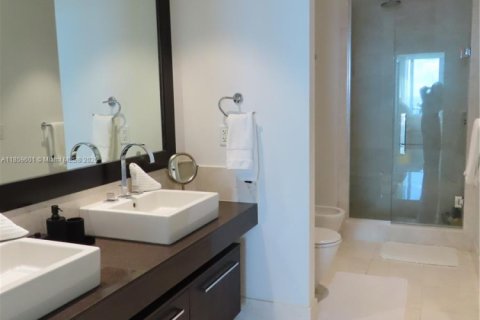 Condo in Sunny Isles Beach, Florida, 1 bedroom  № 1888221 - photo 26