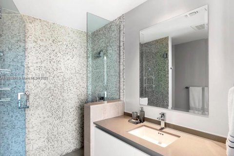 Condominio en venta en Miami, Florida, 2 dormitorios, 117.52 m2 № 1735680 - foto 17
