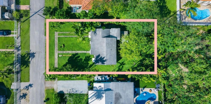 Terreno en Miami, Florida № 2032787